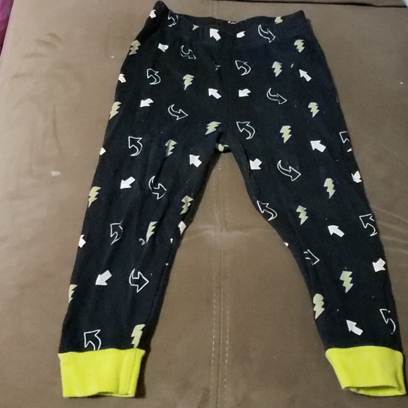 Pj set - Picture 3 of 3